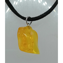Pendentif ambre