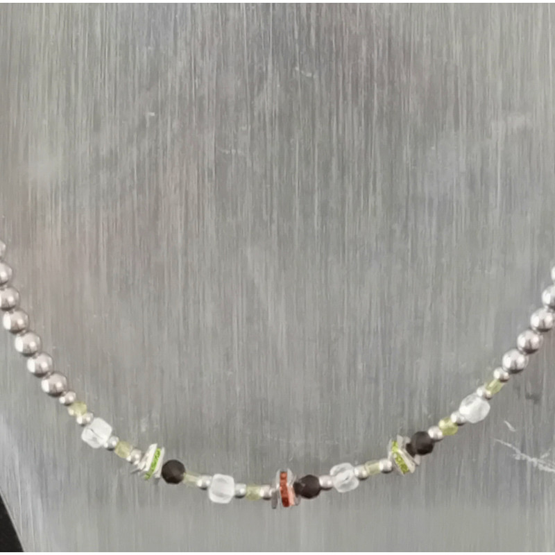 Ras de cou Élégance – Péridot Obsidienne noire & Cristal de roche